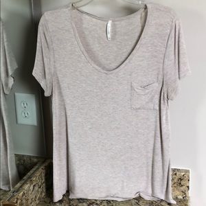 Simple White Essential Everyday Flowy Shirt